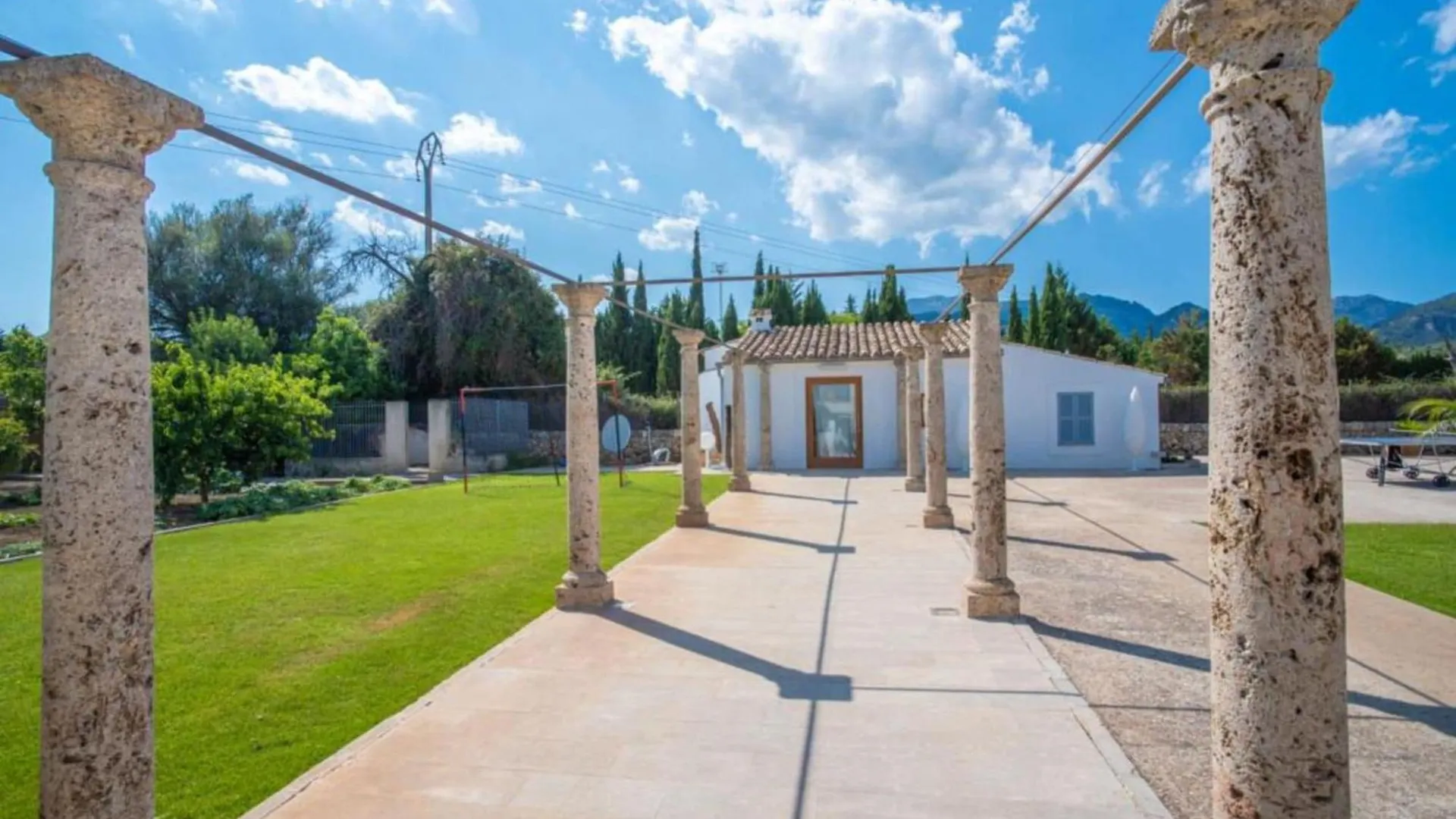Holiday home Belvilla By Oyo Ses Rentadores Selva  Spain